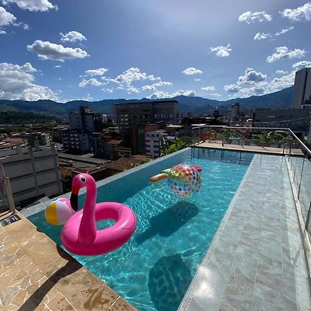 Apartahotel Medellín Esterno foto