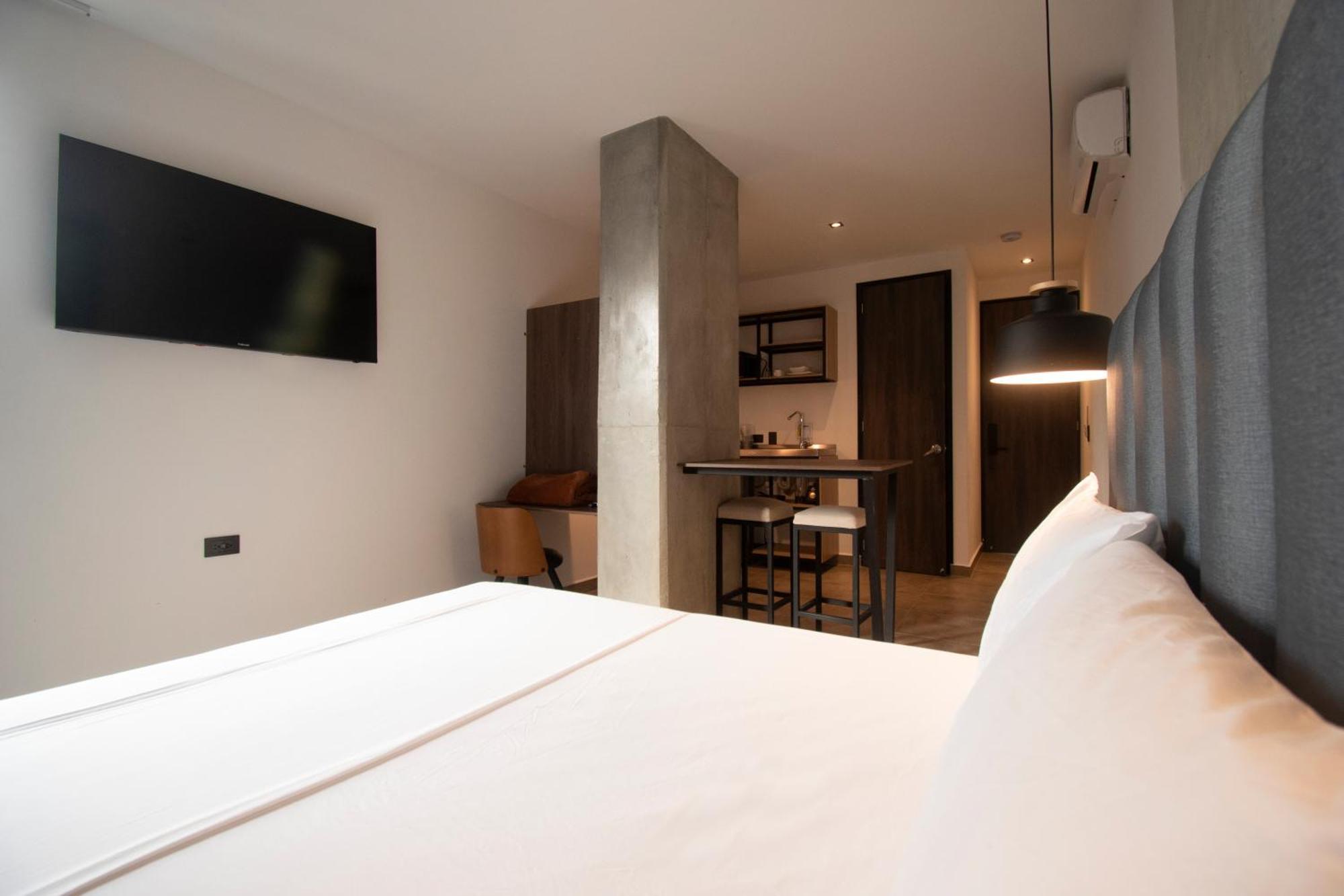 Apartahotel Medellín Esterno foto